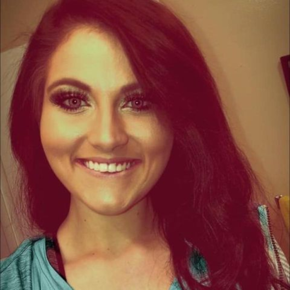 Meet your Posher, Mikaela